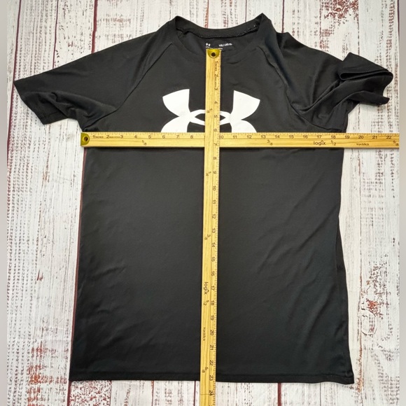 Kids Under Armour Loose Fit Short Sleeve Tee - Picture 2 of 6